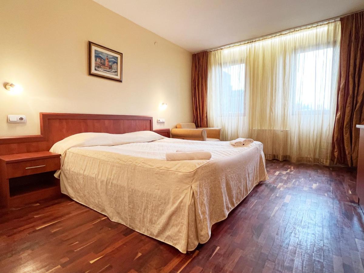 Park Hotel Bansko Exterior photo